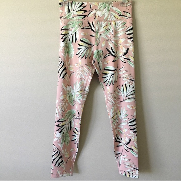 NWT {MINKPINK} Tropical Palm Print Leggings Small - Picture 8 of 8